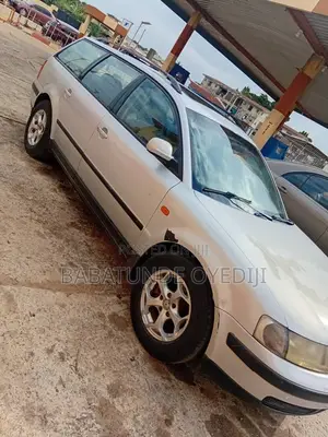 Volkswagen Passat 2002 Silver