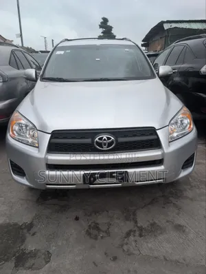 Toyota RAV4 2.5 2010 Silver