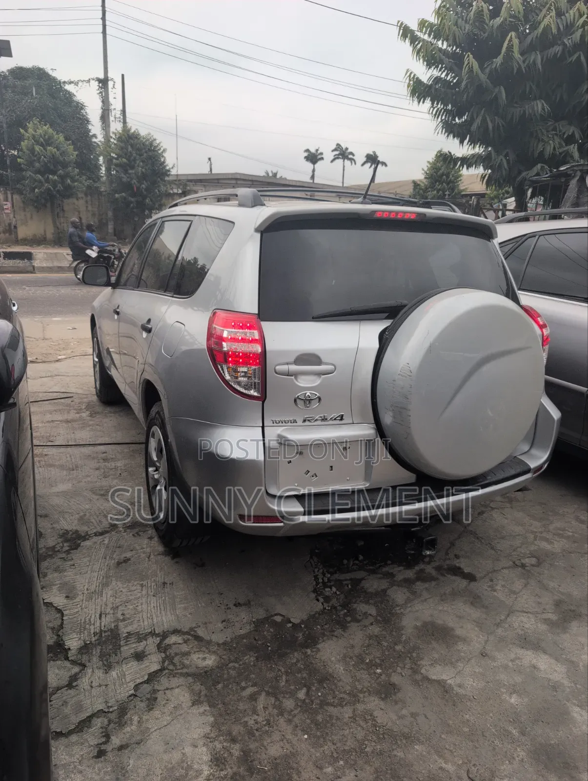 Toyota RAV4 2.5 2010 Silver