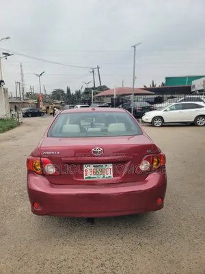 Toyota Corolla 2011 Red