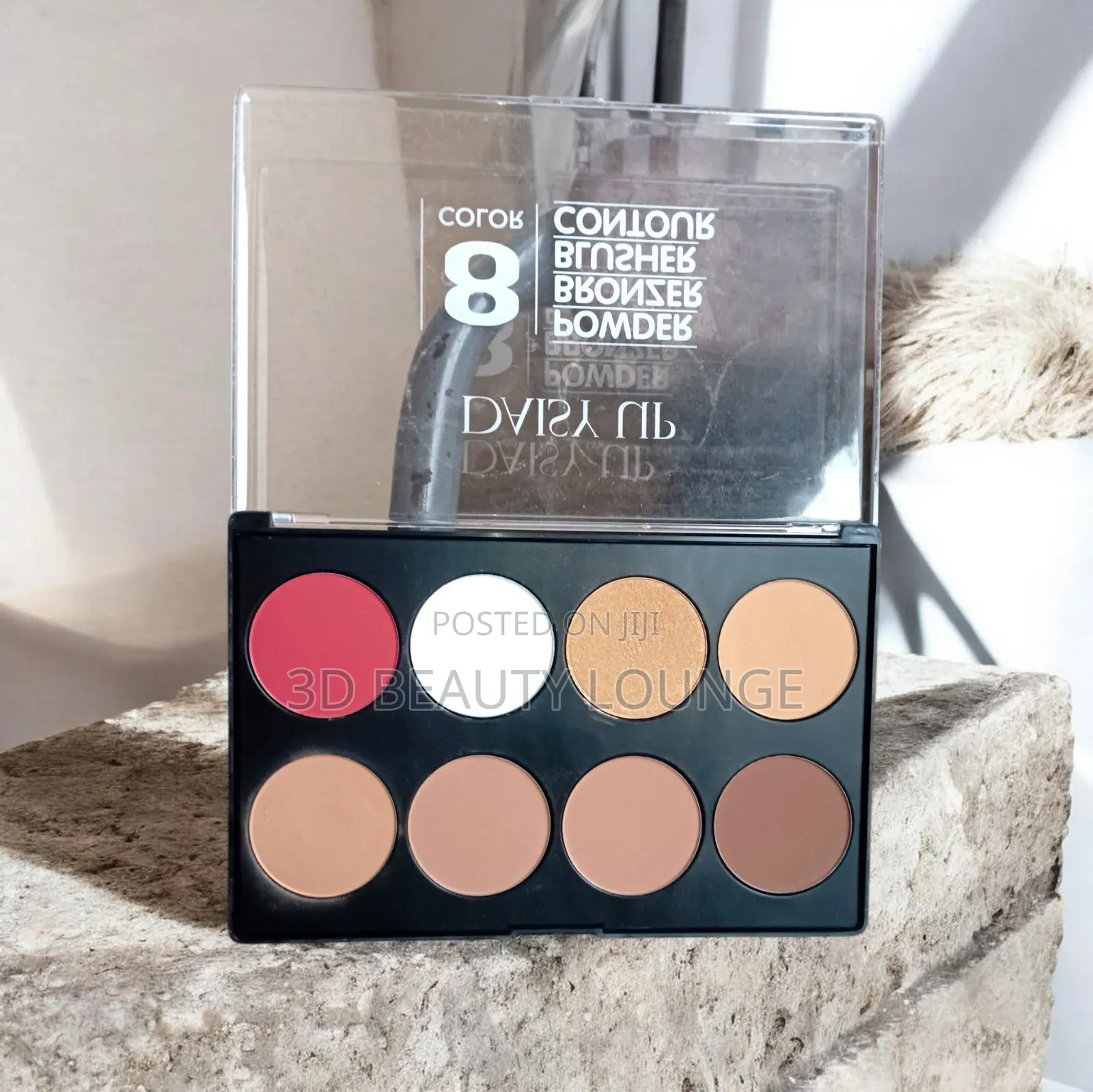 Daisy-Up Makeup Pallet