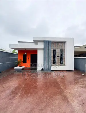 4bdrm Bungalow in Eliozu for sale