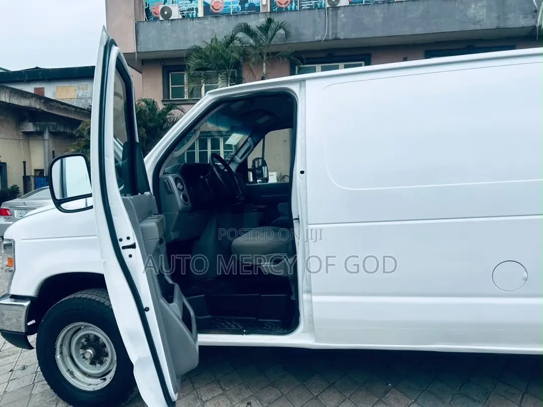 Ford E250 2014 White