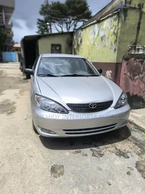 Toyota Camry 2004 Silver