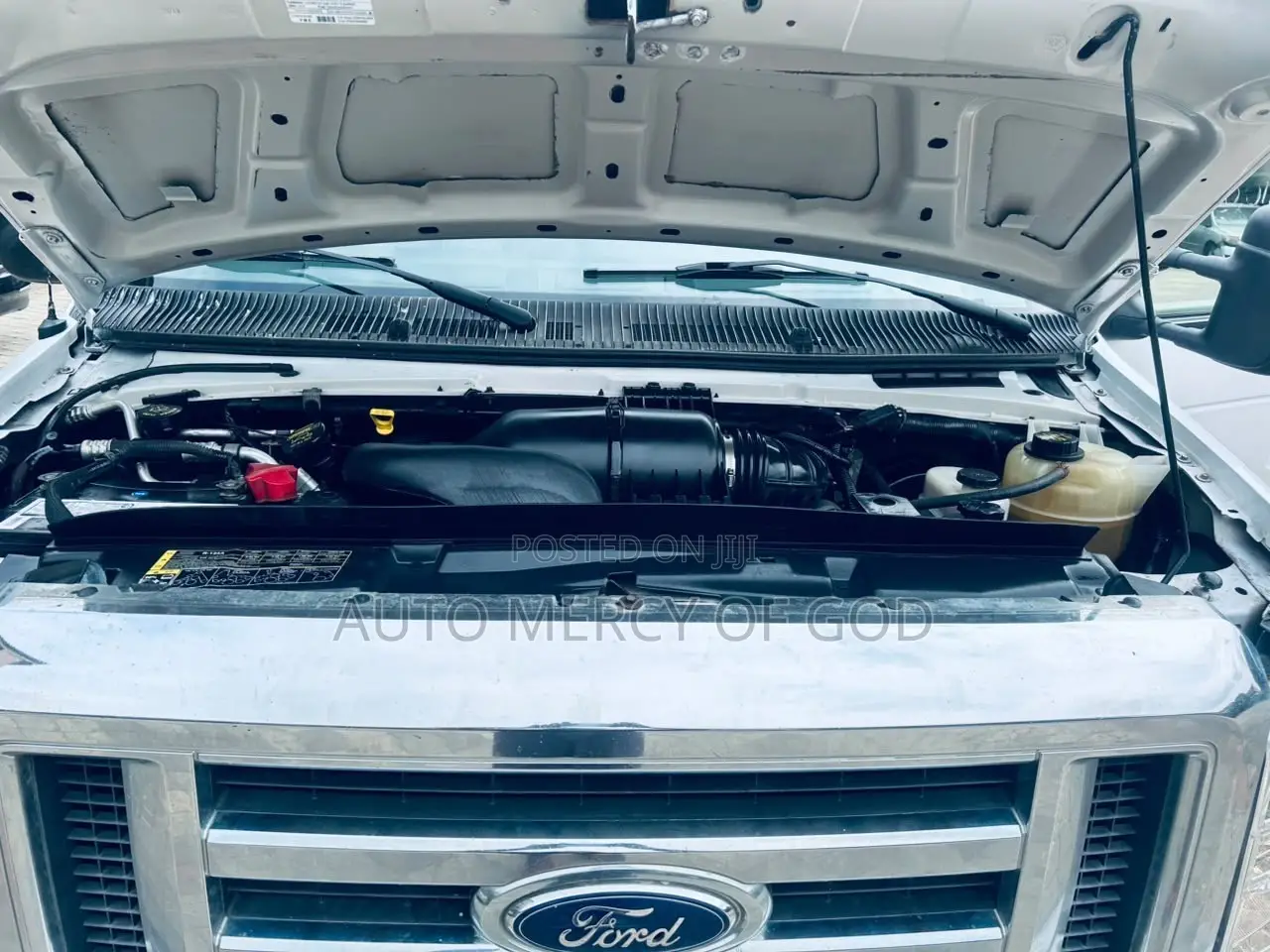 Ford E250 2014 White