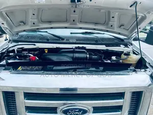 Ford E250 2014 White