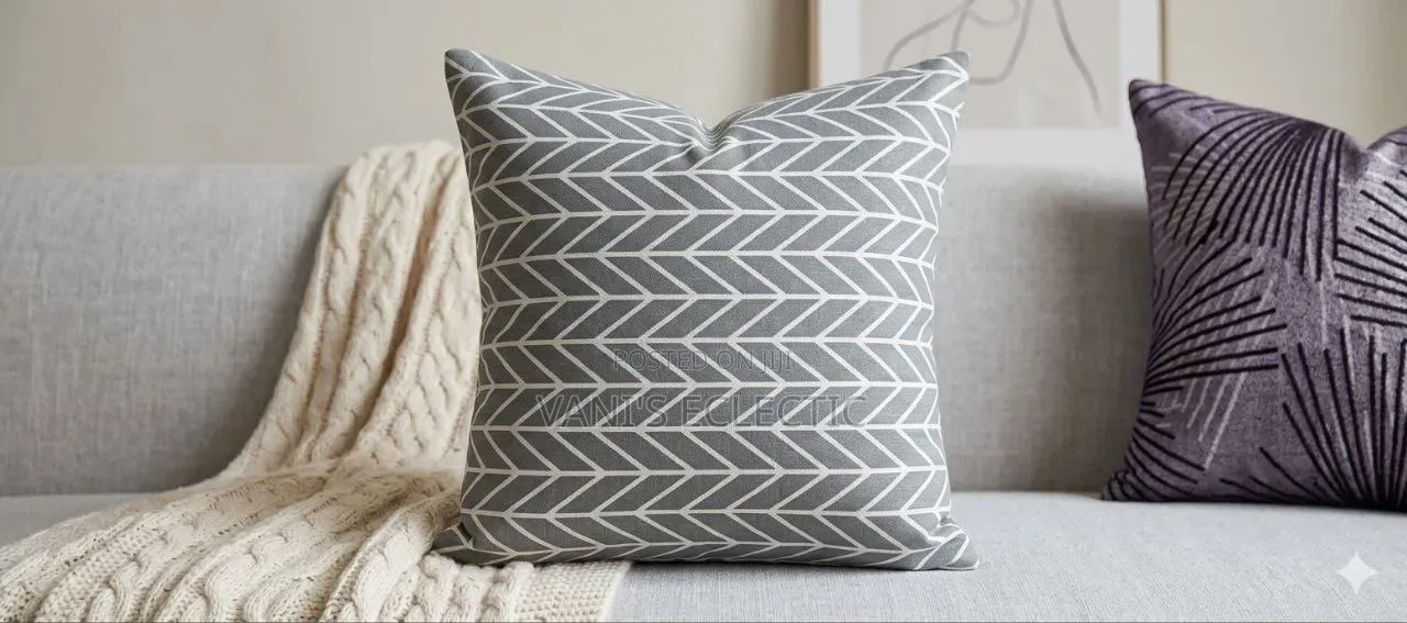Classic Plush Beautiful Throw Pillows
