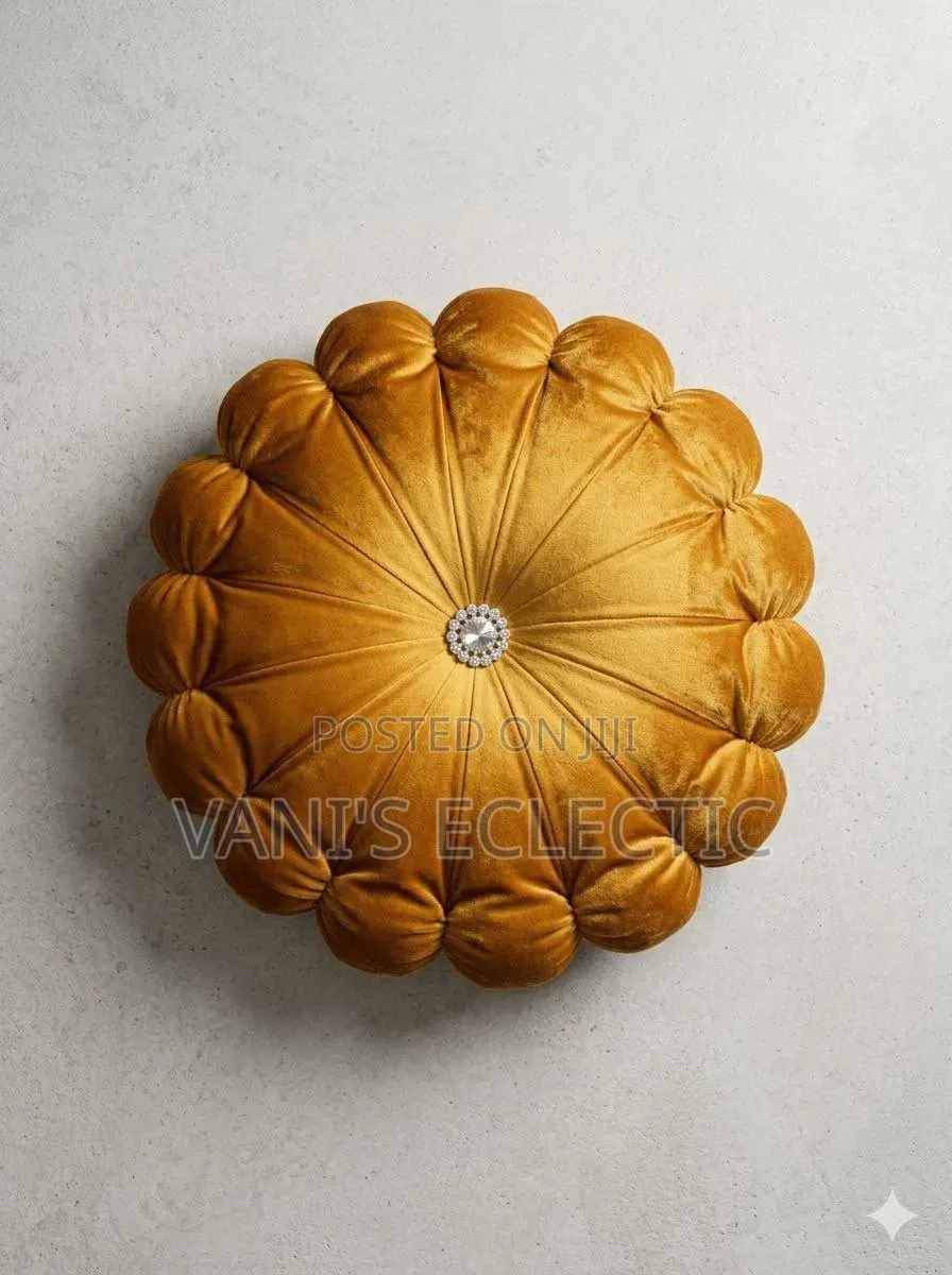 Classic Plush Beautiful Throw Pillows