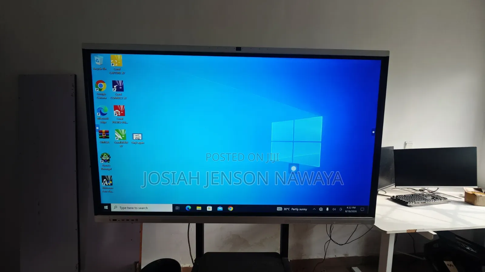 65" Interactive Smart Digital Board and Display