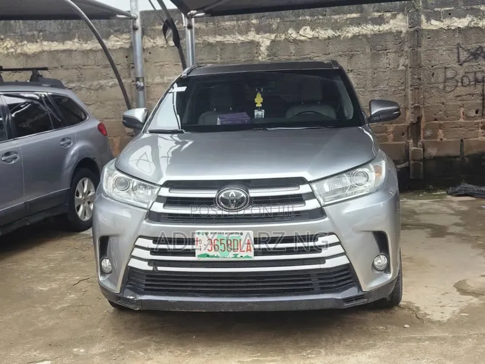 Toyota Highlander 2017 Silver