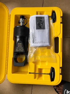 ENERPAC NC5060 Hydraulic Nut Splitter (Nut Cutter).
