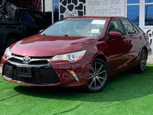 Toyota Camry XLE 4dr Sedan (3.5L 6cyl 6A) 2015 Red