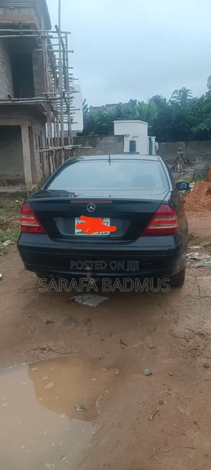 Mercedes-Benz C180 2005 Blue