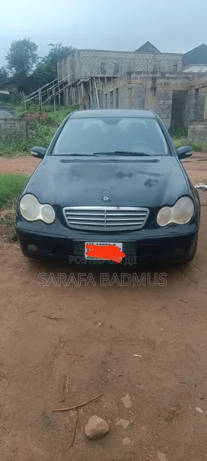 Mercedes-Benz C180 2005 Blue