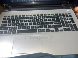 Laptop Toshiba 4GB HDD 128GB