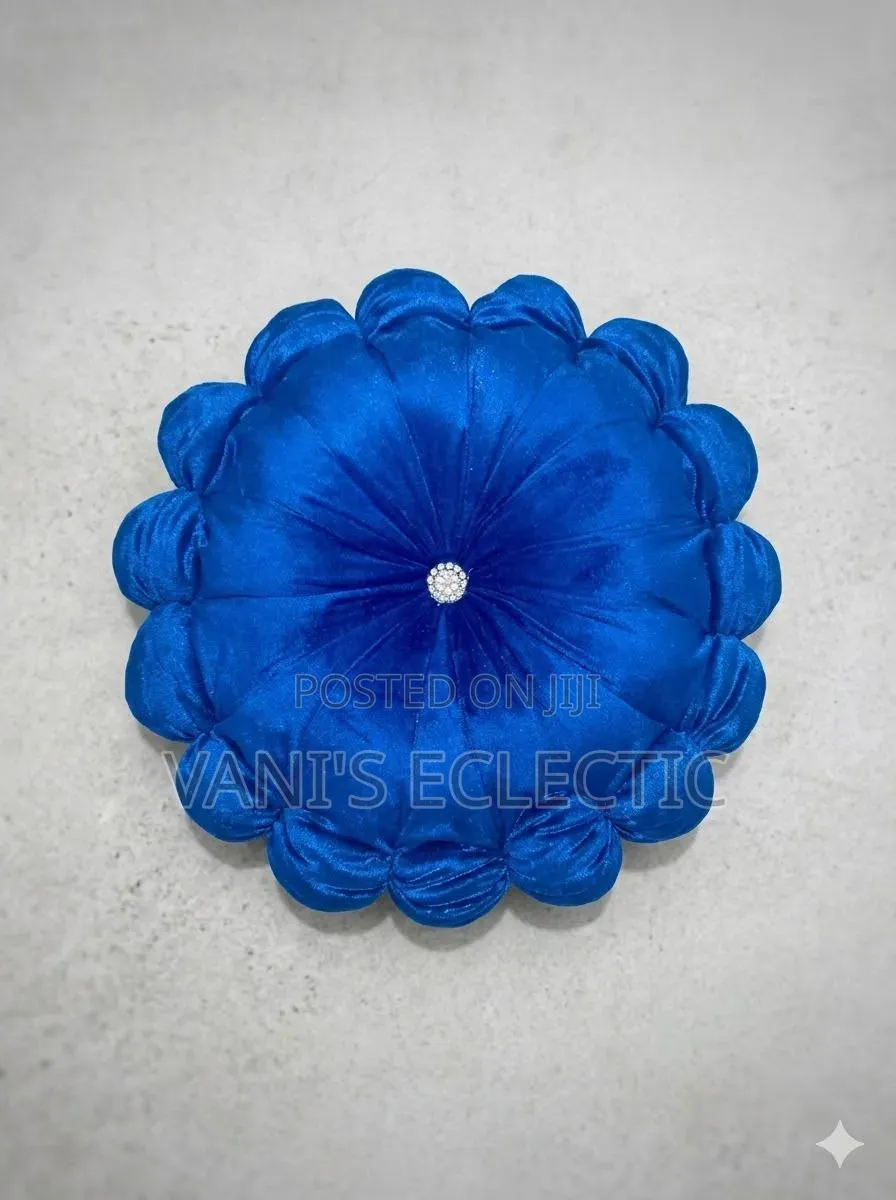 Classic Plush Beautiful Throw Pillows