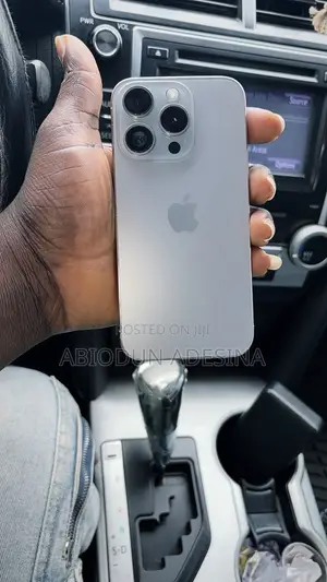 Apple iPhone 15 Pro 128 GB White