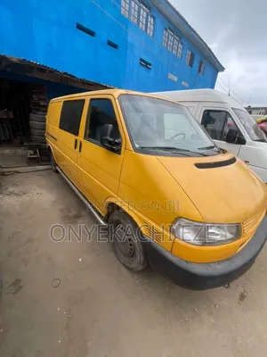 Volkswagen LT 2004 Yellow