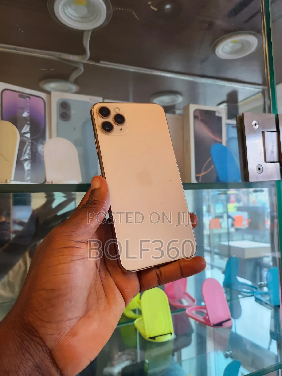 Apple iPhone 11 Pro Max 64 GB Gold