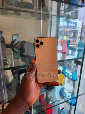 Apple iPhone 11 Pro Max 64 GB Gold
