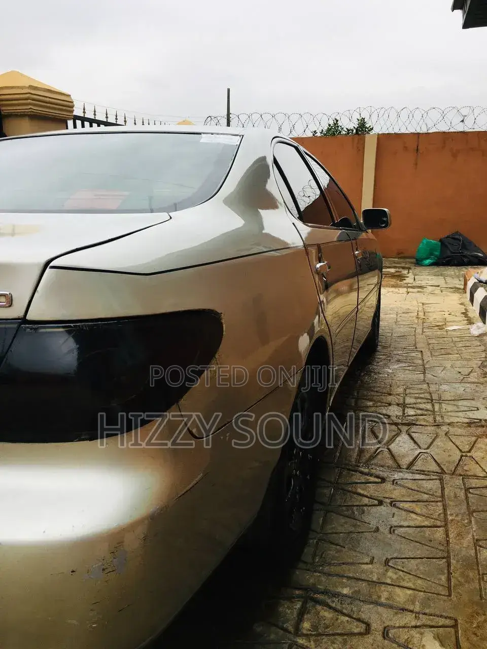 Lexus ES 2022 Silver