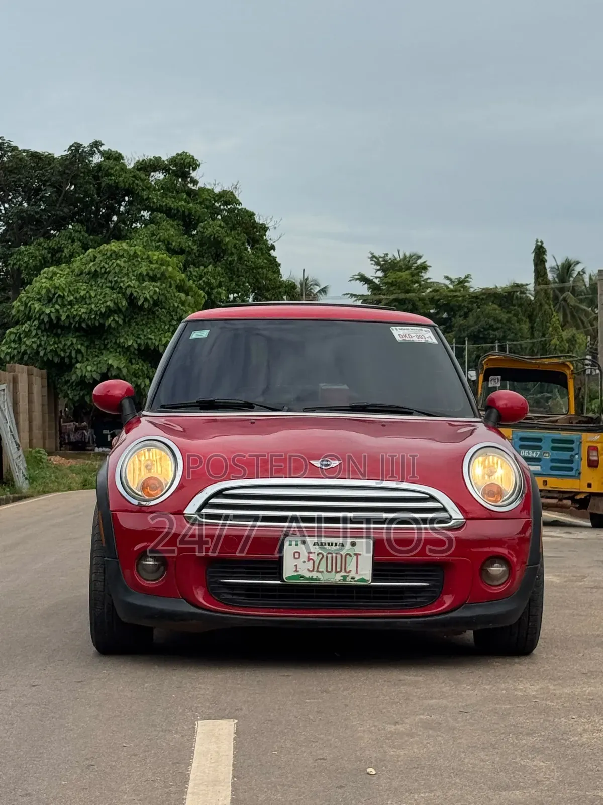 Mini Cooper 2013 Red