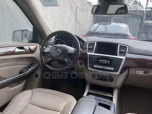 Mercedes-Benz M Class ML350 4MATIC 4dr SUV AWD (3.5L 6cyl 7A) 2015 White