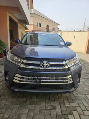 Toyota Highlander Limited Platinum 4x4 V6 (3.5L 6cyl 8A) 2017 Blue