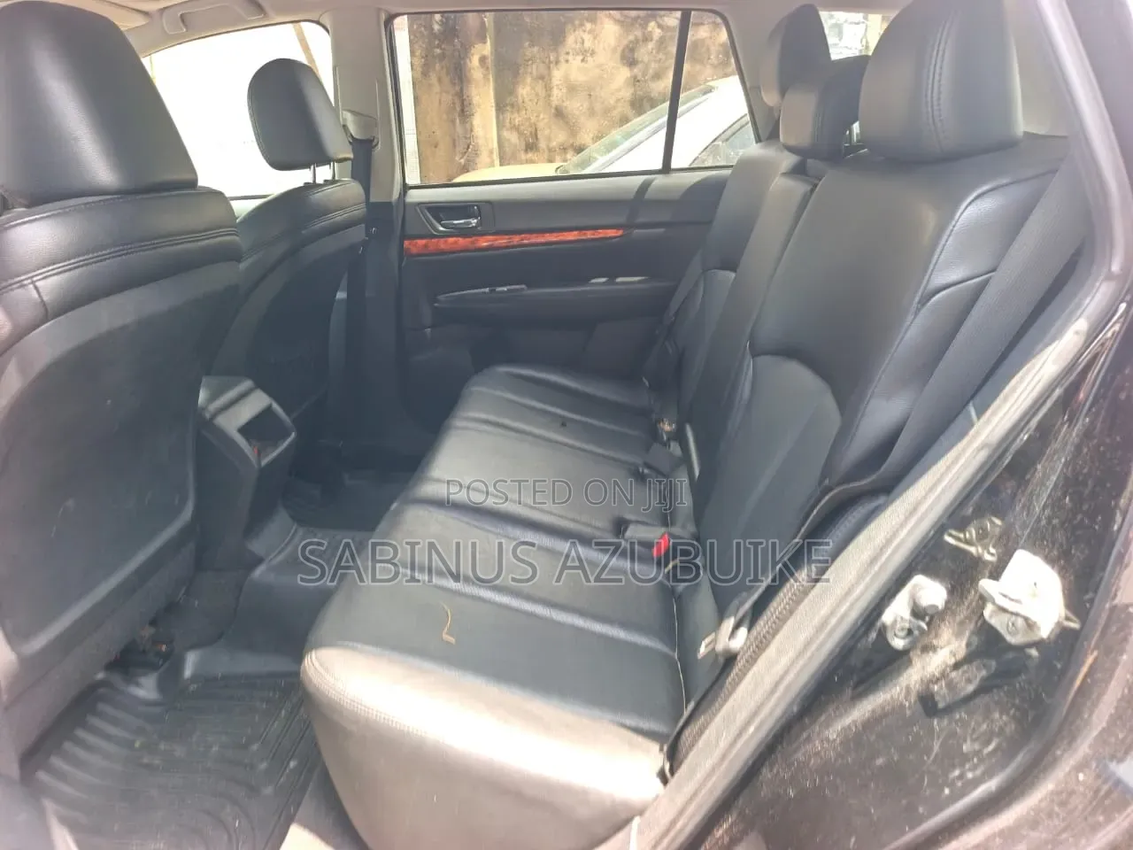 Subaru Outback 2010 Black
