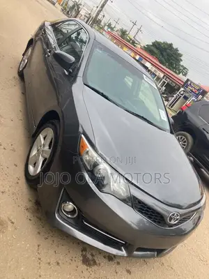 Toyota Camry 2013 Gray