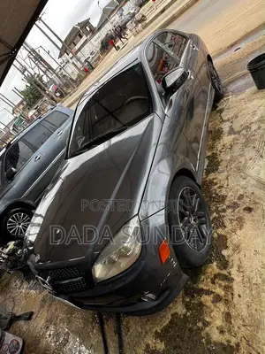 Mercedes-Benz C300 2010 Gray