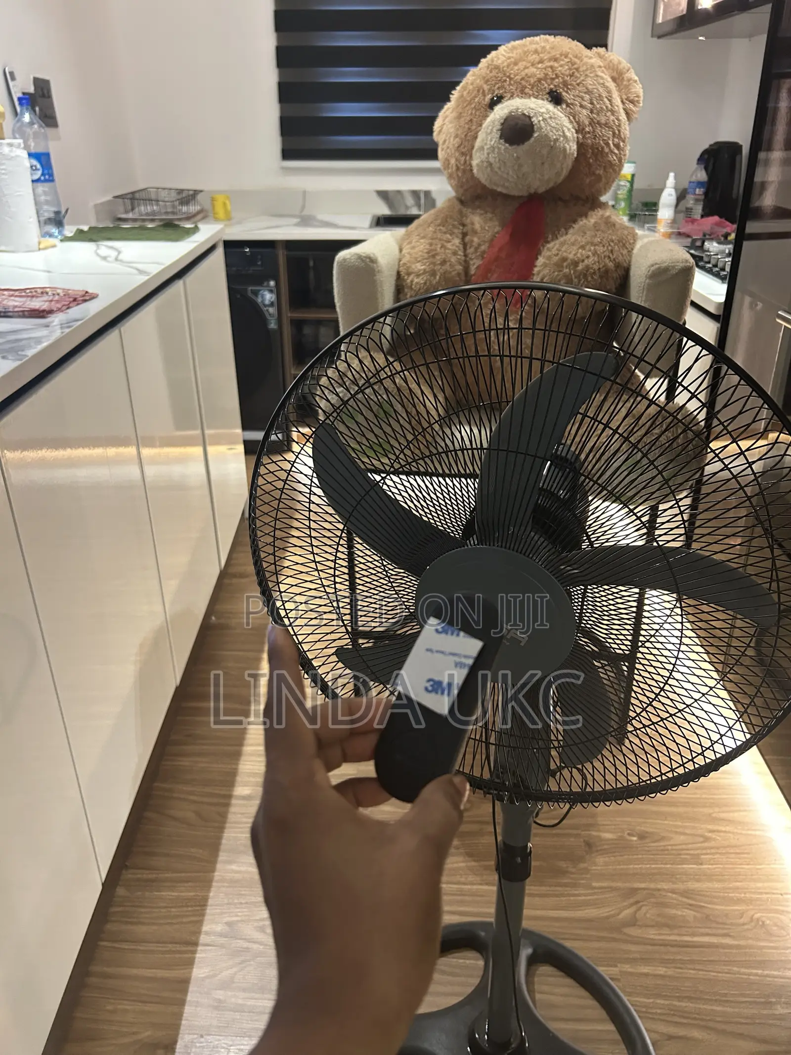 QASA Standing Fan + Remote