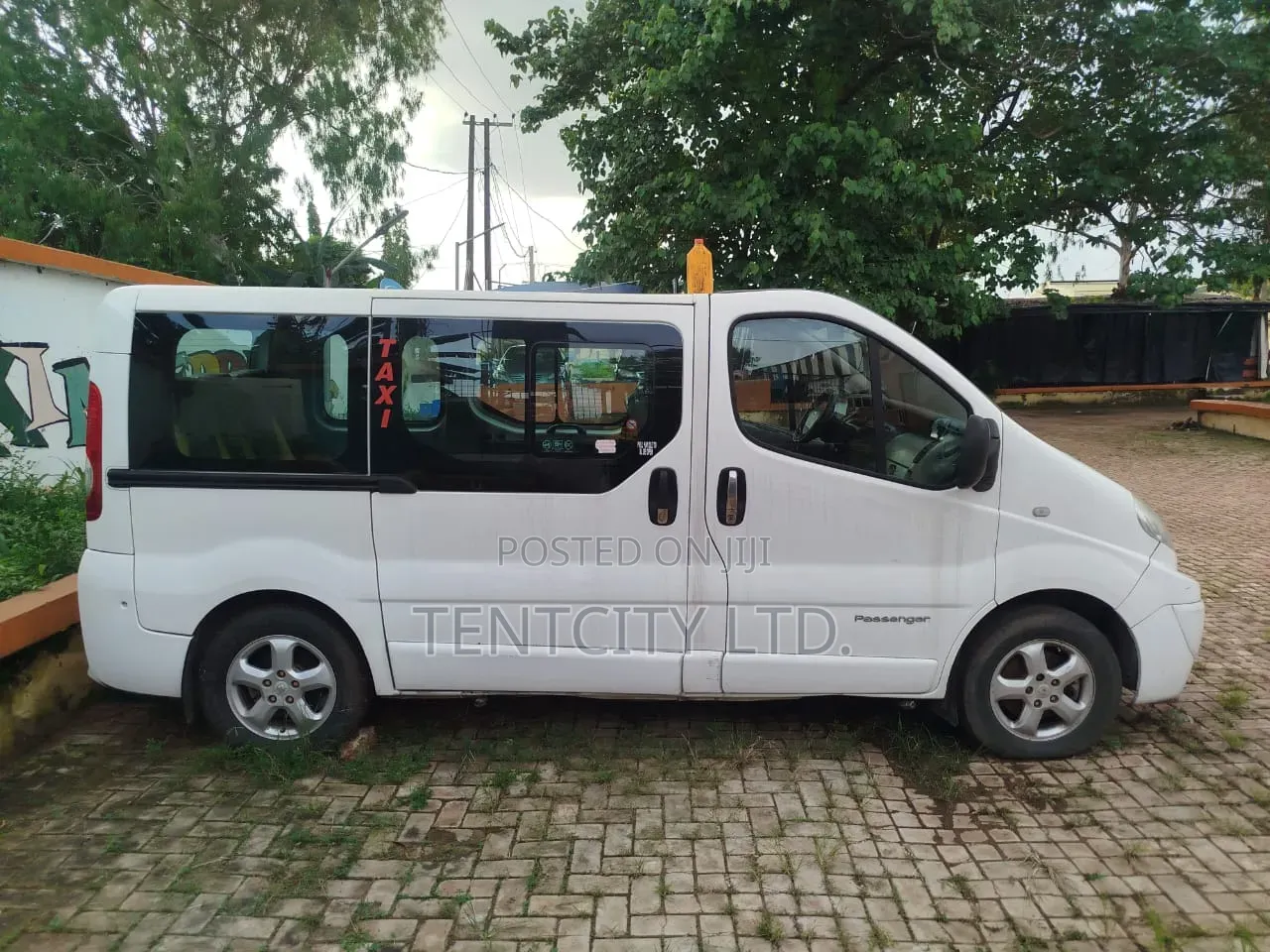 Renault Trafic 2012 White