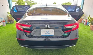 Honda Accord 2018 Black
