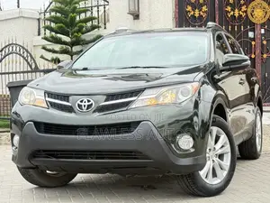 Toyota RAV4 2014 Green