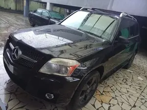 Mercedes-Benz GLK-Class 2010 Black