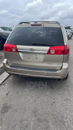 Toyota Sienna 2008 Gray