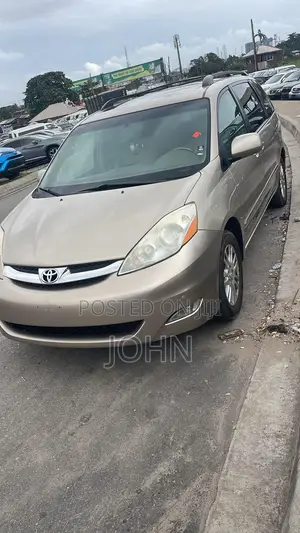 Toyota Sienna 2008 Gray