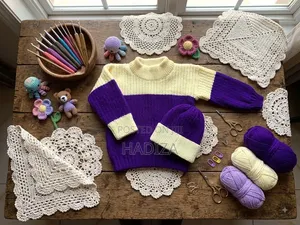 Knitted Sweaters With Cap