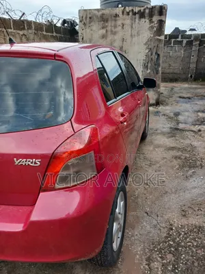 Toyota Yaris 2008 Red