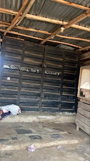 Shop Full Container