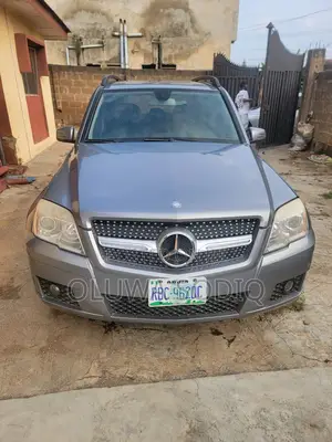 Mercedes-Benz GLK-Class 350 2011 Gray