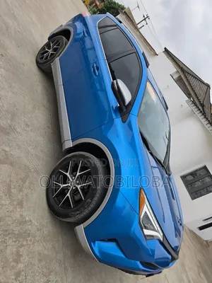 Toyota RAV4 2018 Blue