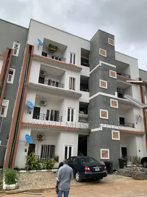 3bdrm Block of Flats in Kaura for rent