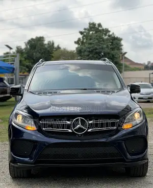 Mercedes-Benz GLE-Class GLE 350 2018 Blue