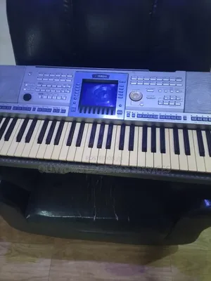 Yamaha PSR 1500