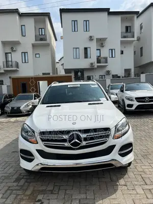 Mercedes-Benz GLE-Class 2016 White