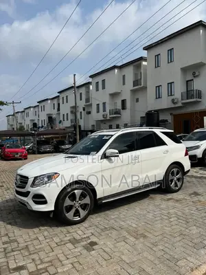Mercedes-Benz GLE-Class 2016 White