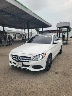Mercedes-Benz C300 2015 White