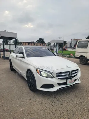 Mercedes-Benz C300 2015 White